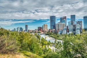 Nordic Heights YYC, Sauna Hot Tub, Group Stay