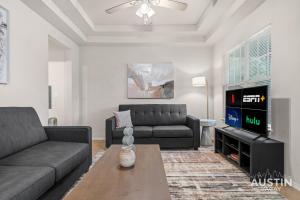 3BR 2BA Bungalow Stay Built for Easy Days Fire Pit Evenings by Austin Vacay