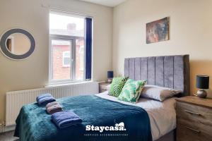 Rustic Ebony Suite with Free Parking