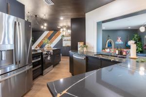 5BR Heated Pool & Game Room - Near Gulf Beaches
