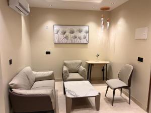 Private Luxurious & Cozy Studio by Aura Stays