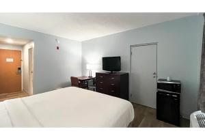 Motel 6 - Tiffin, OH