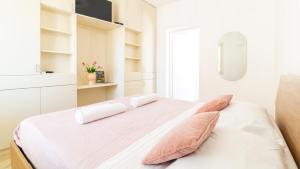 Rinac Luxury Apartment Superior - S'Arena Scoada
