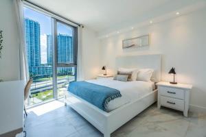 Lux Apartment Miami Brickell 2 BR Den