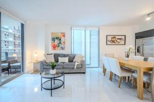 Stylish Brickell Condo | 2BD Chic & Central