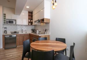 Premium Cityview near Malecon in Miraflores by Wynwood House