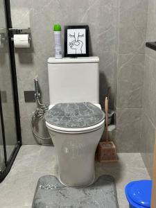 Cozy 1BR on Riara Road near Junction mall