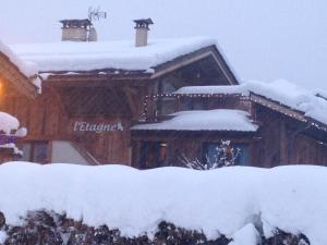 B&B / Chambres d'hotes CHALET L'ETAGNE : photos des chambres