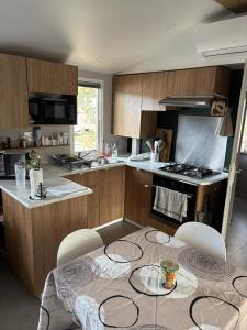 Mobil Home Aventura 2 camping bonne anse