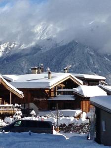 B&B / Chambres d'hotes CHALET L'ETAGNE : photos des chambres