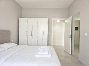 Panorama View Apartment in Saranda 059