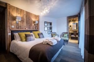 B&B / Chambres d'hotes CHALET L'ETAGNE : photos des chambres