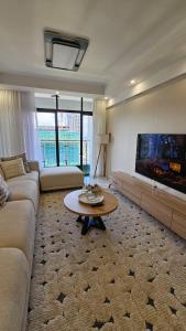 2 bedroom apartments in Westland ShangriLa