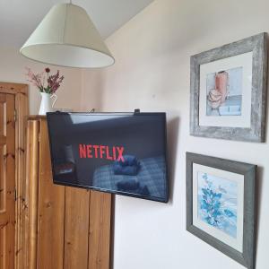 Compact Double ensuite Room in Listowel