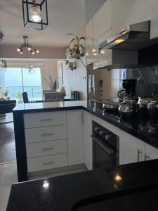 Depa premium 3 hab, Vista al mar-Arena1, Piscina, Sauna, Cerca Aeropuerto