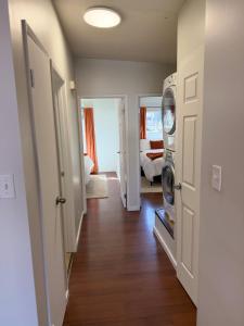 Cozy 2BR Near Zoo Downtown & Max Bell