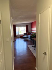 Cozy 2BR Near Zoo Downtown & Max Bell