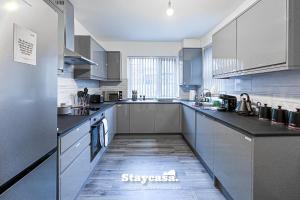 Ashfield Co-Living - Private Room Self-Cater