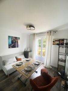 Logement cosy à 200m du front de mer avec balcon