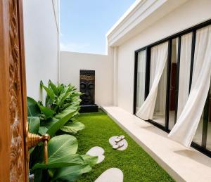 Villa Lilla 1 BR private pool and garden Canggu