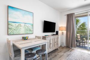 Gulf Place Cabanas 306
