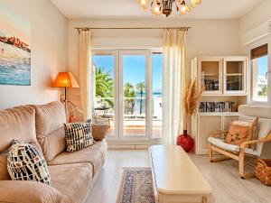 Sea View Apartment by NRAS