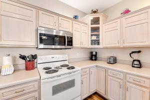 Beach Haven by Meyer Vacation Rentals