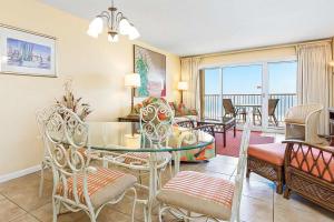 12th-floor beachfront condo with private balcony AC hot tub pool sauna