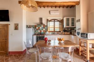 Casa Fiordaliso -new management-Panoramic Tuscan Retreat 360View & Infinity Pool