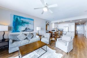 Gulf-front condo with pool sauna washer dryer central AC & gym
