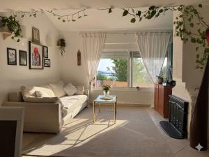 Freedom and Nature House