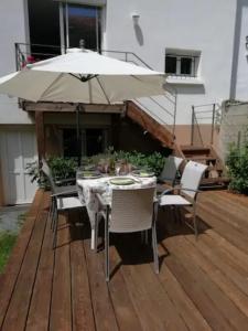 Maison 9 pers cœur de ville Vichy garage jardin
