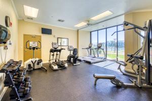 Gulf-front condo with beach access pools hot tub & sports courts