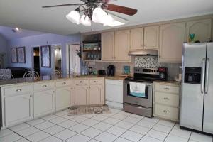 Dog friendly home with private beach internet and washer and dryer