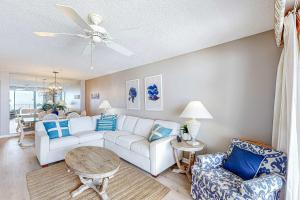Gulf front condo w unobstructed beach views - shared pools hot tub & tennis