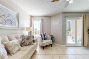 Grand Beach Resort 305