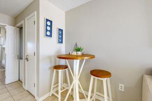 Grand Beach Resort 305