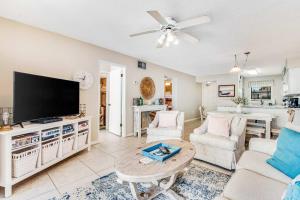 Seaside Beach & Racquet Club 3304