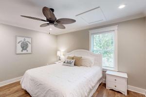 Inviting home near the beach with balcony full kitchen central AC & W&D