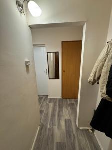 Double room in 2 rooms apartment near centre