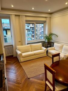 Dandy Elegance Loft