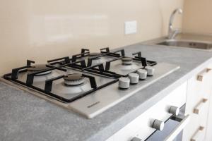 Bright 1Bed with Shared Heated Indoor Pool & Gym