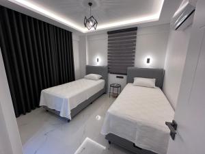 VILLA SAHRA PREMIUM - Luxury 4 Bedroom Villa with Private Pool & Garden in DALYAN Center