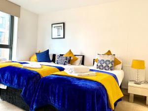 Stylish 2Bedroom,2Bath, Balcony, ExCeL, O2,Parking