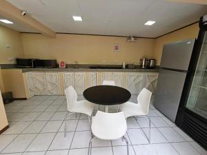 Hostel la Cali In Grupos Grandes hasta 39 personas