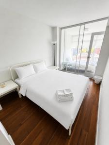 Cozy & Moden Downtown Condo in Vancouver