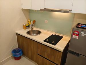 1 Queen Studio Level 8 Kozi Square B8-28 I