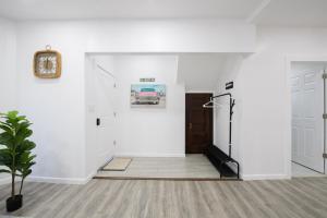 Apartamento moderno cerca de downtown con parking