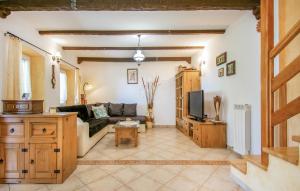 3 Bedroom Amazing Home In Stanjel