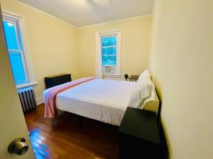 Tropical Oasis - Room 4